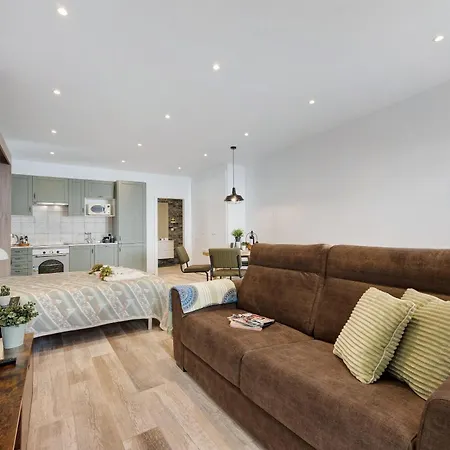 Apartman Xique 11 *